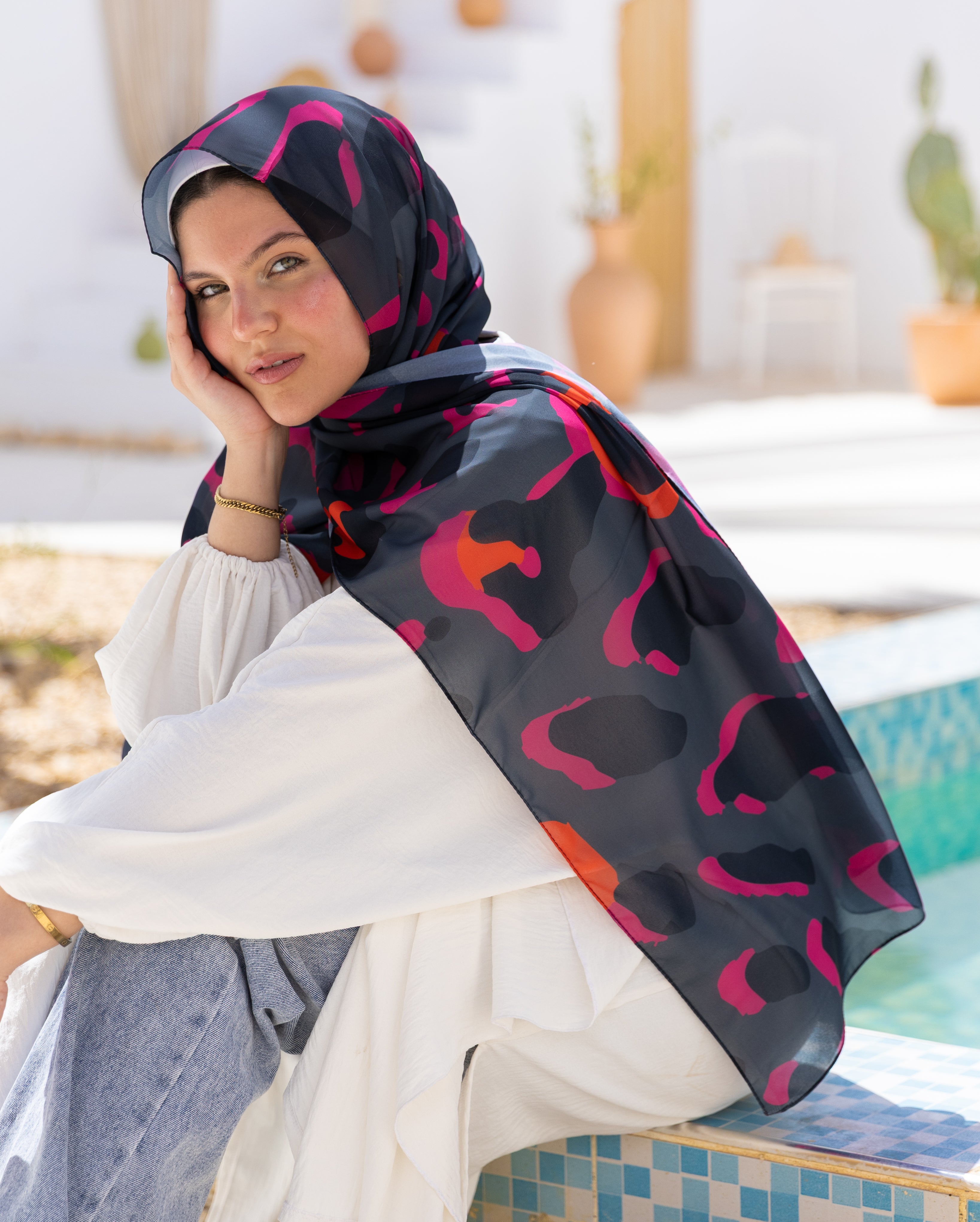 Wild Perry —    Wild shades. Soft Turkish chiffon. Unforgettable presence.