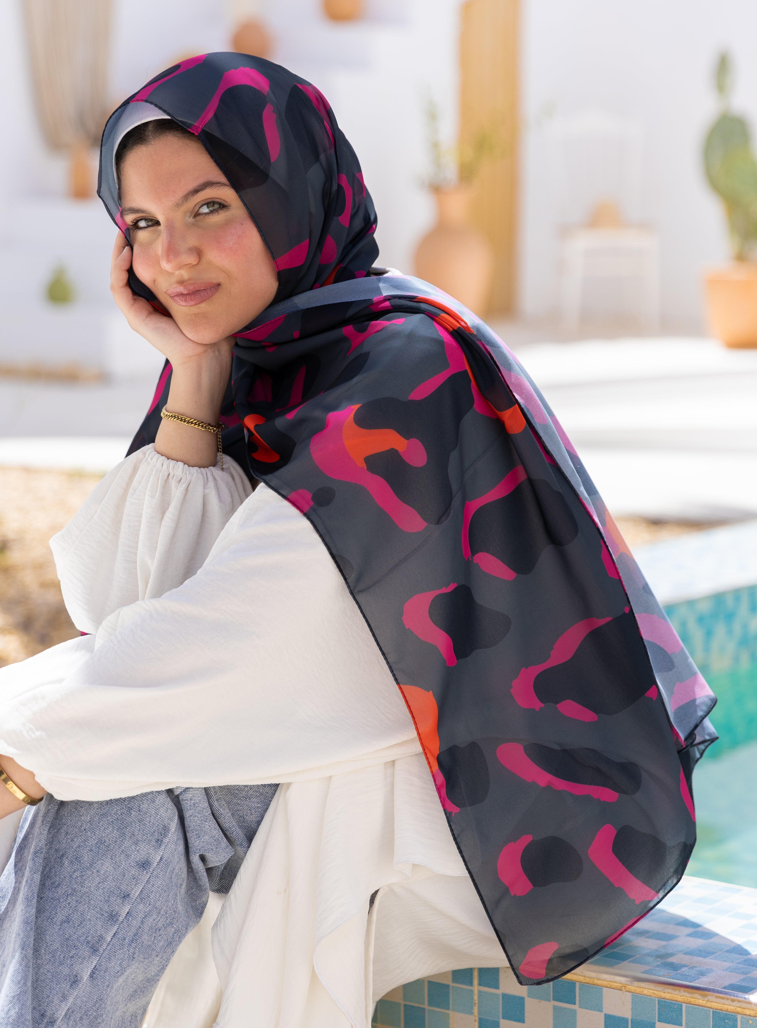 Wild Perry —    Wild shades. Soft Turkish chiffon. Unforgettable presence.