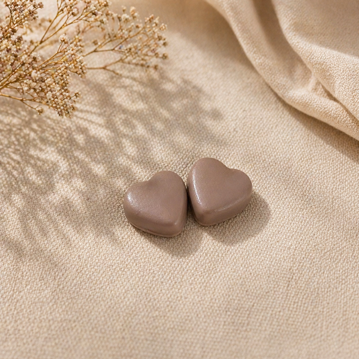 Magnetic Hijab Pin - Brown Heart